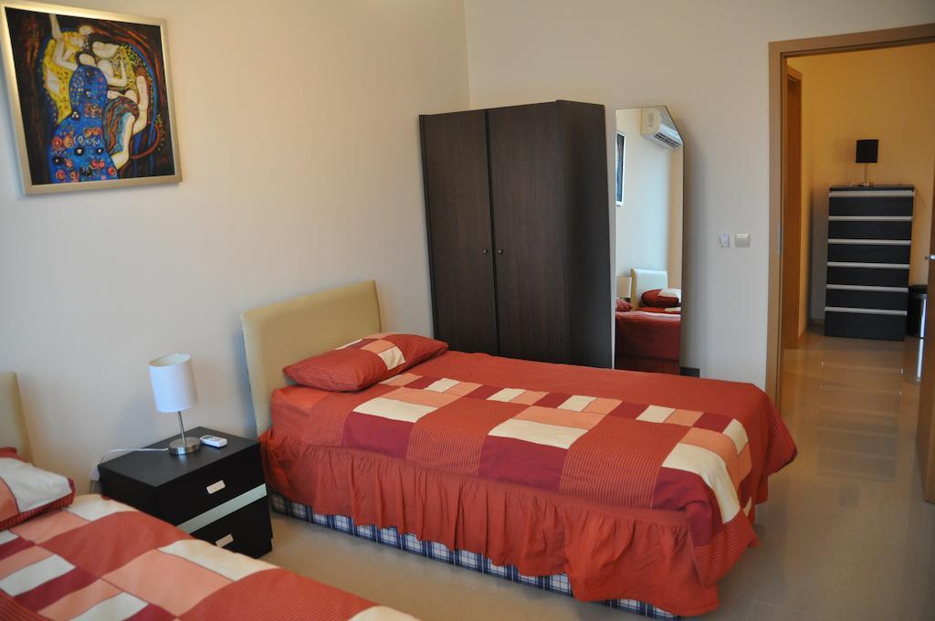 Lighthouse Golf Apart Complex&Villas Balchik Bilik gambar
