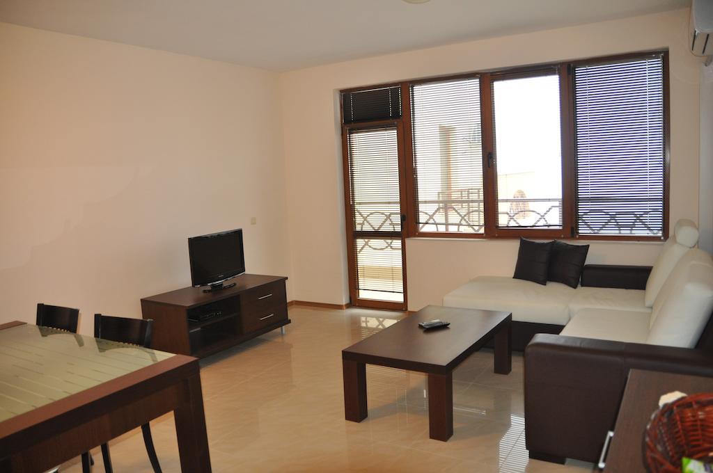 Lighthouse Golf Apart Complex&Villas Balchik Bilik gambar
